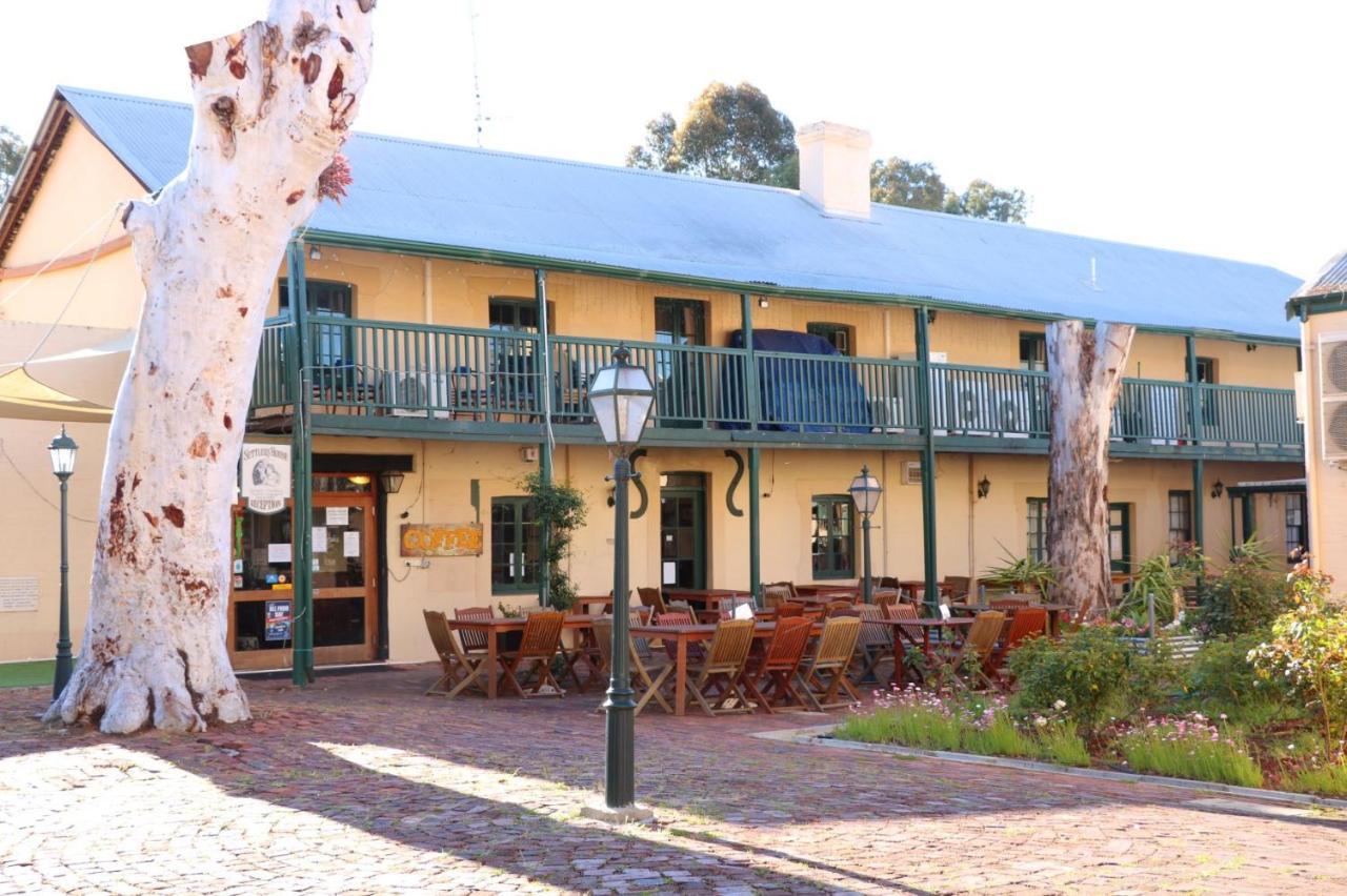 Settlers House York Hotel Kültér fotó
